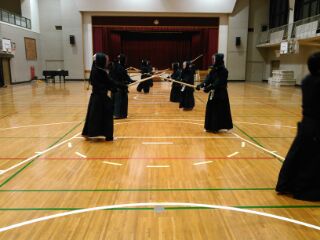 大人の剣道稽古会 (堺市立少林寺小学校)画像