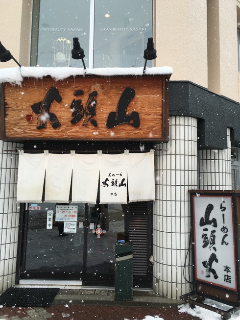 高草木薫に褒めてもらって、優秀講演賞いただきました。