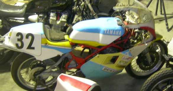 探し物 ダイシン工業 ＴＺ２５０用シングルシート