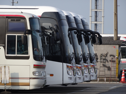 速報 島鉄バス貸切車に新車登場 しかもその新車は